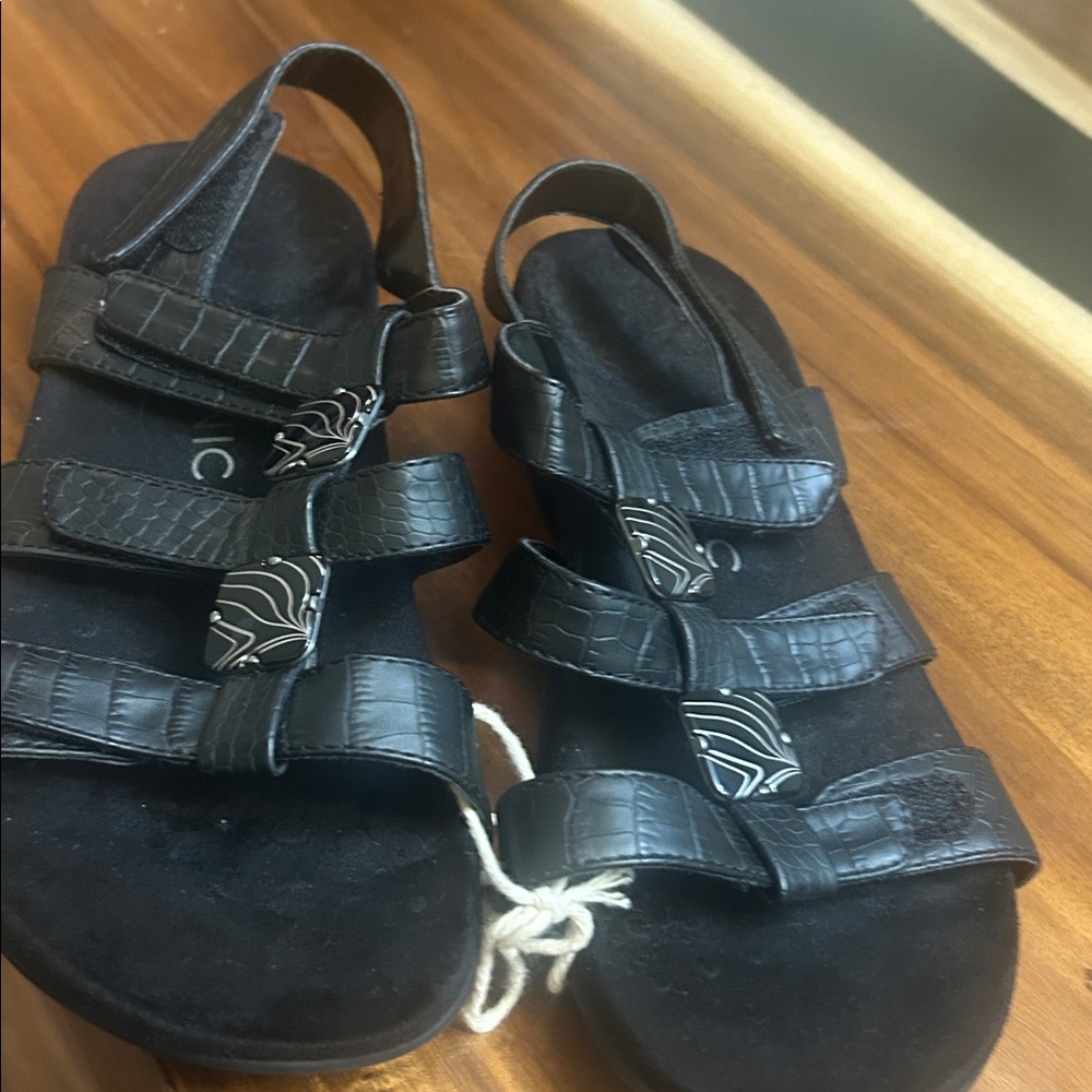Vionic Black Strappy Sandals